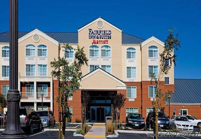 Fairfield Inn & Suites By Marriott Fairfield Napa Valley Area Exterior photo